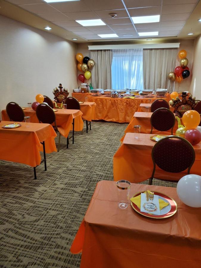 Comfort Suites Columbia Northeast - Fort Jackson Екстер'єр фото