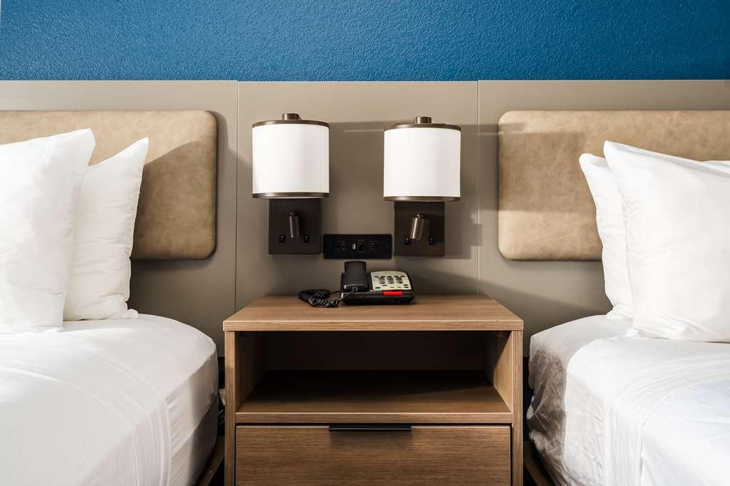 Comfort Suites Columbia Northeast - Fort Jackson Номер фото